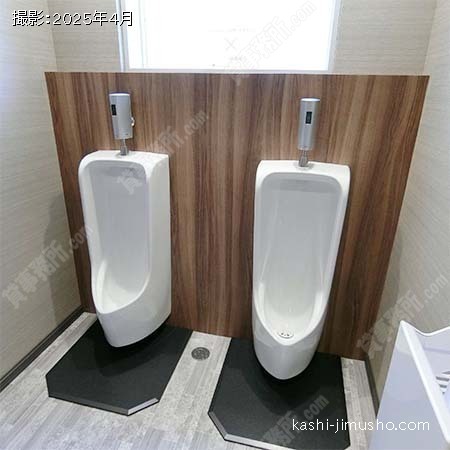 男性トイレ