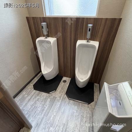 男性トイレ