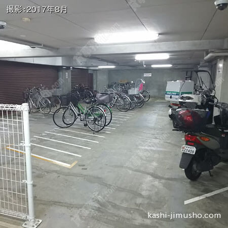 駐輪場