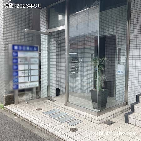 ビル入口