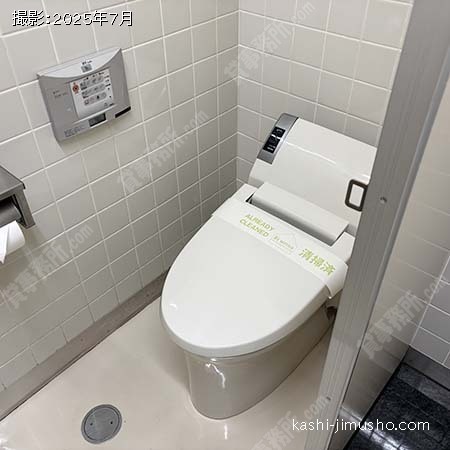 男性トイレ