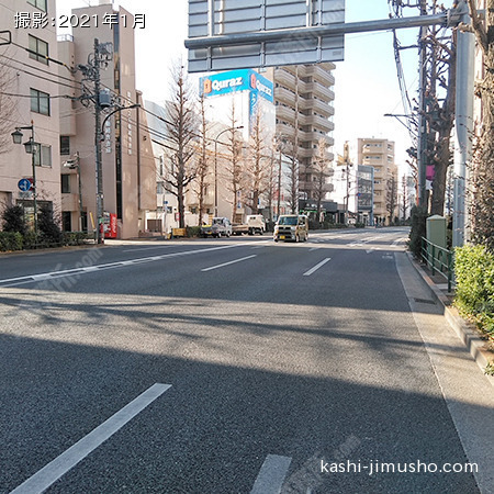 前面道路(青梅街道)