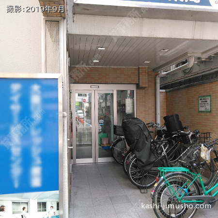 ビル入口