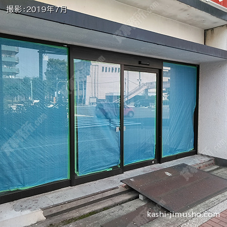 貸室前(1階)