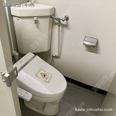 男性トイレ