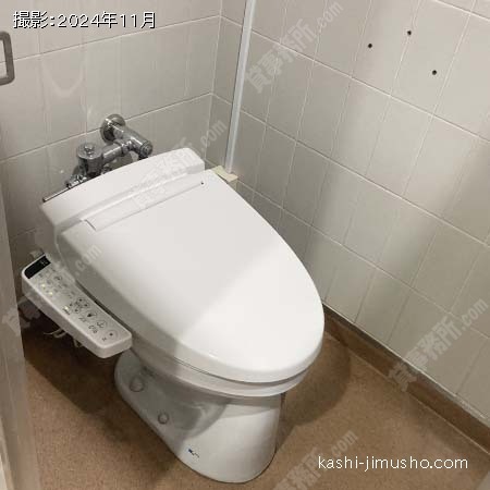 男性トイレ