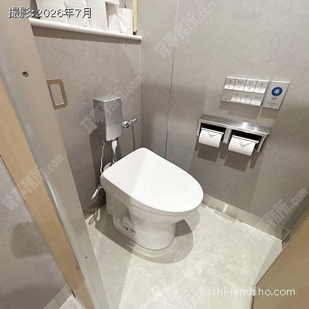 男性トイレ