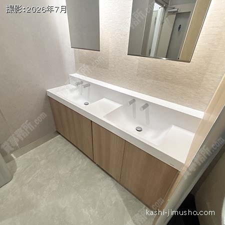 男性トイレ