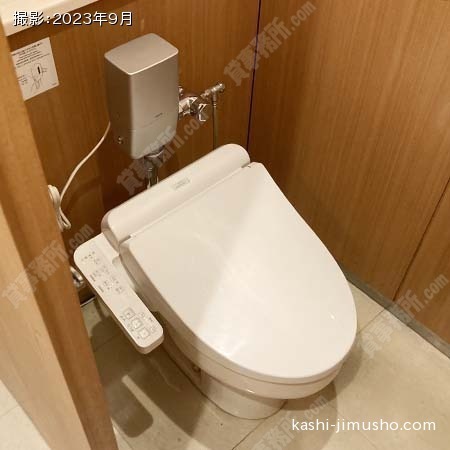 男性トイレ