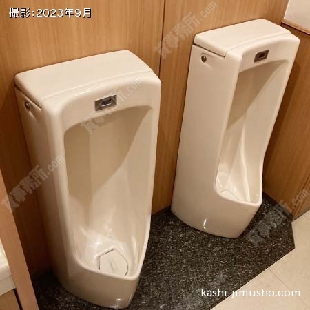 男性トイレ