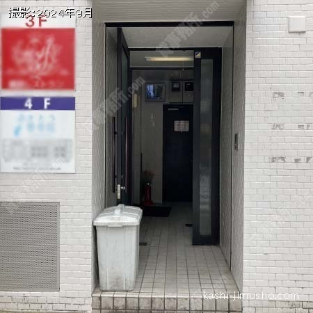 ビル入口