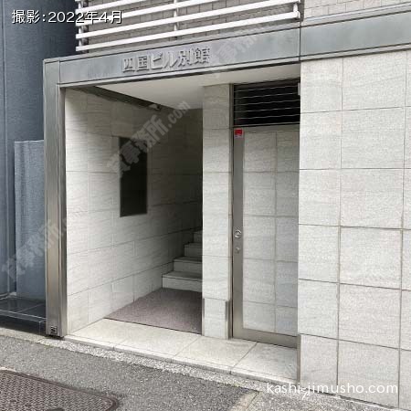 ビル入口