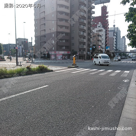 前面道路(川越街道）