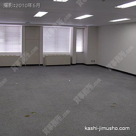 貸室内