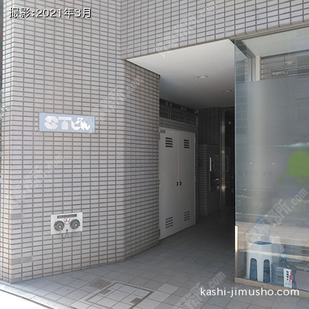 ビル入口