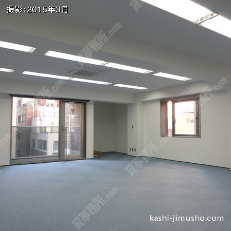 貸室内