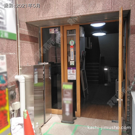 ビル入口