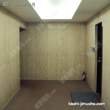 エントランスホール 