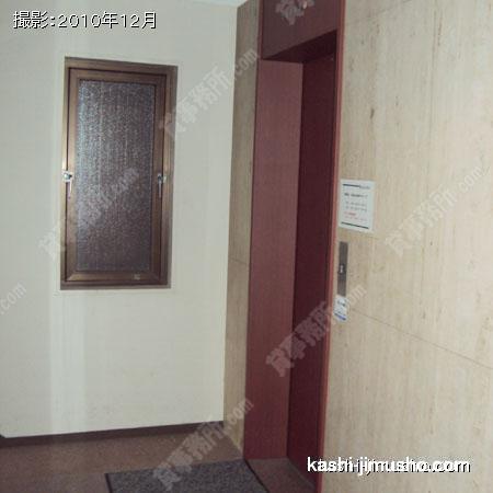 エレベーターホール 