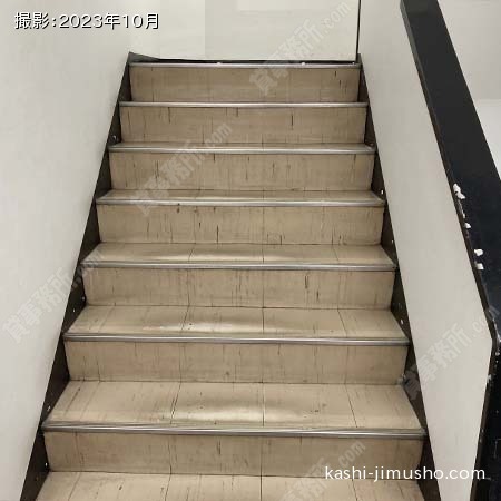 共用階段