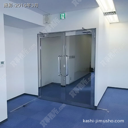 4F 貸室ドア 4F 貸室ドア