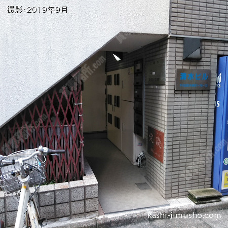 ビル入口