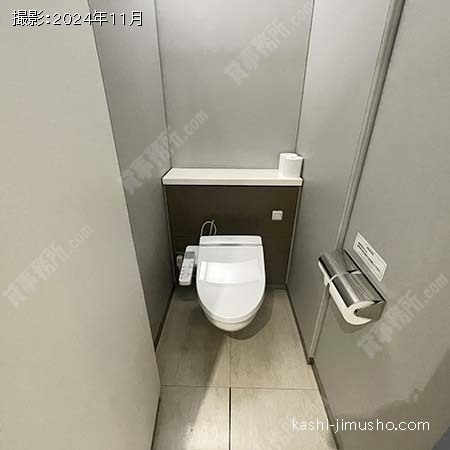 男性トイレ