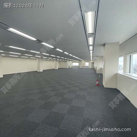 貸室内(15階西側)