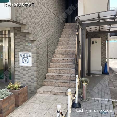 共用階段