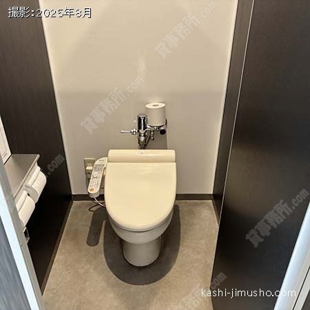 男性トイレ