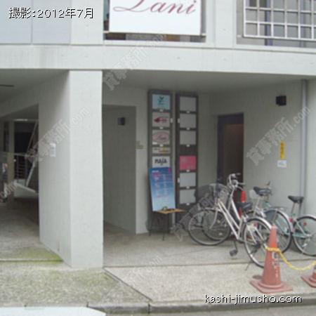 建物入口 