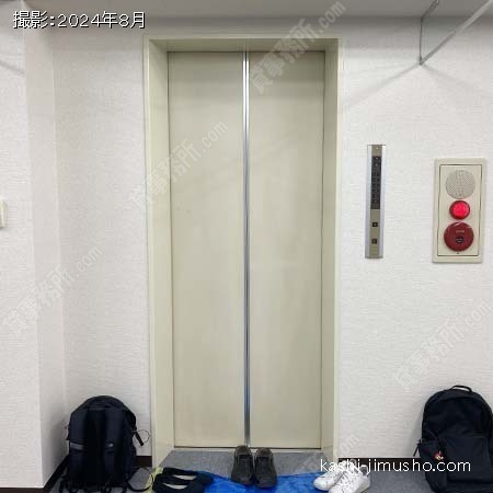 貸室階エレベーター