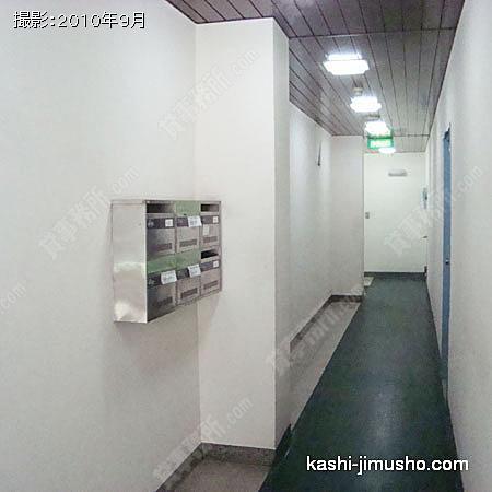エントランスホール