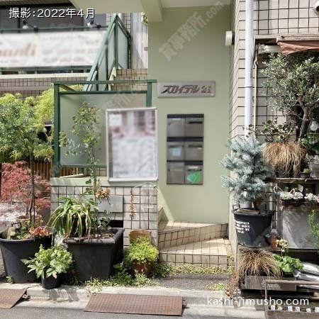 ビル入口