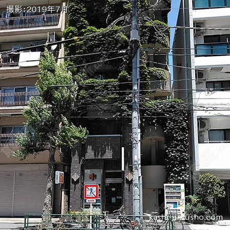 ビル前面