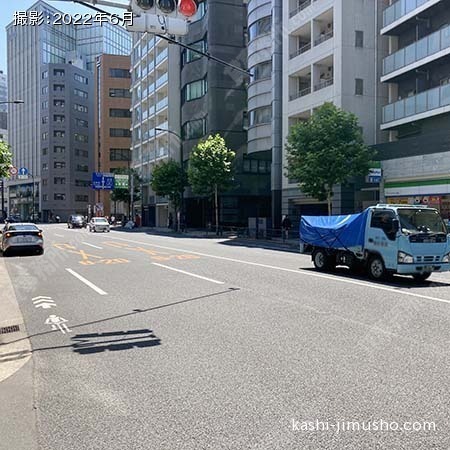 前面道路(外堀通り）
