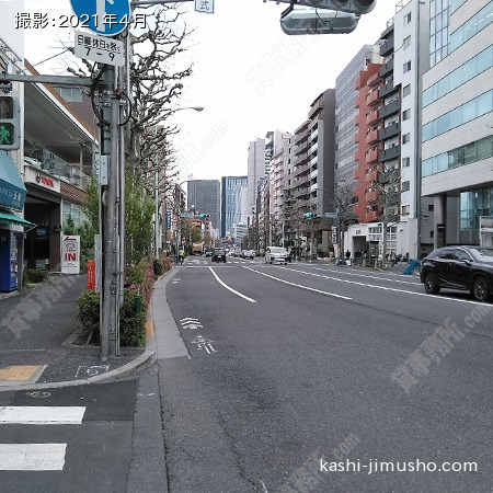 前面道路(青梅街道）