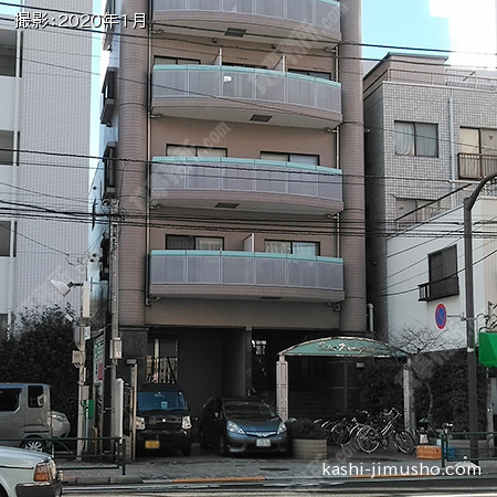 ビル前面