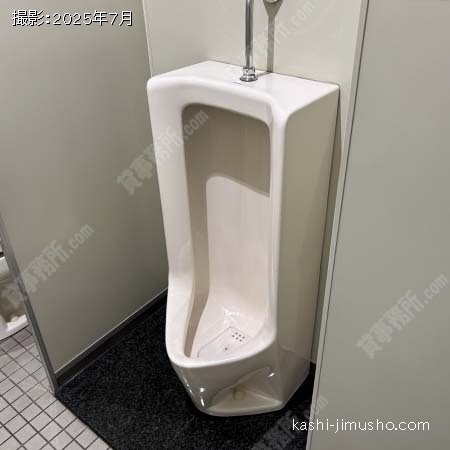 男性トイレ