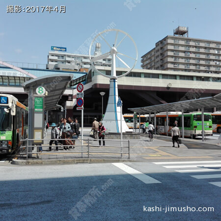 駅前ロータリー