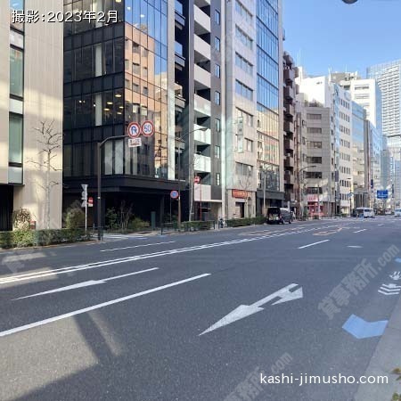 前面道路(外堀通り)