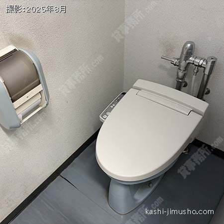 男性トイレ