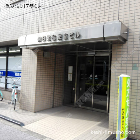 ビル入口