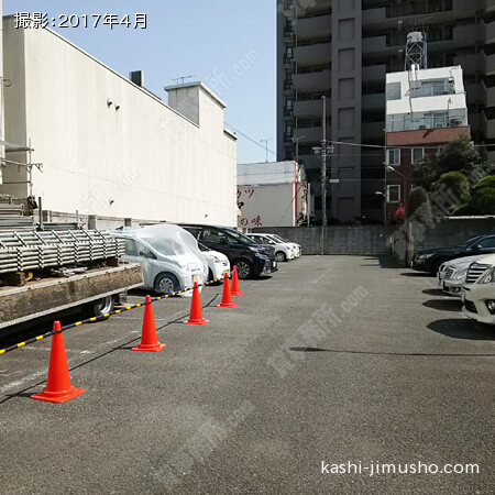 平置き駐車場 平置き駐車場