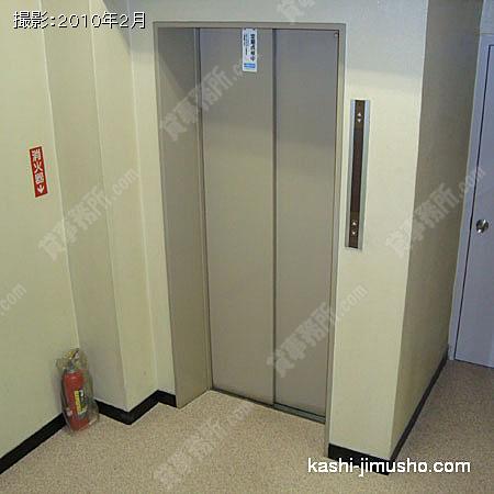 エレベーター2 