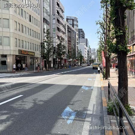 前面道路(小滝橋通り)