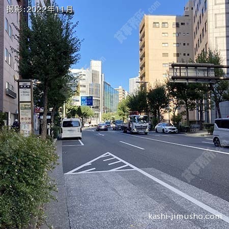 前面道路(十二社通り)