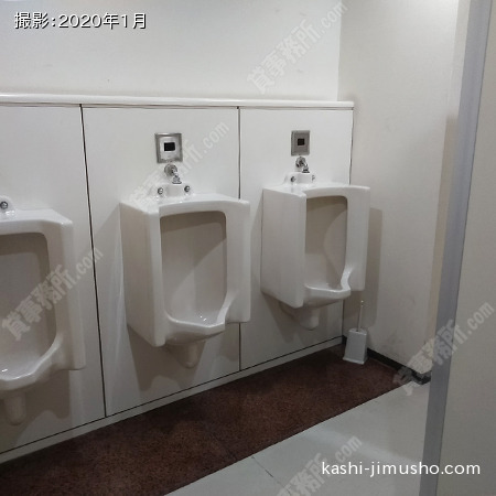 男性トイレ