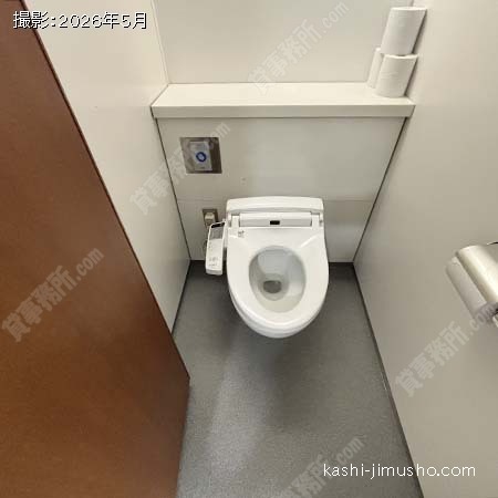 男性トイレ