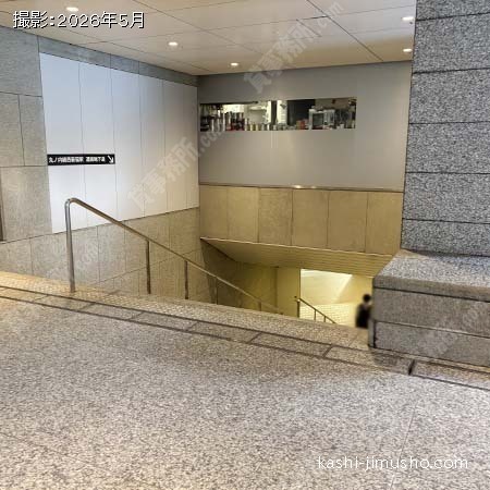 地下への階段